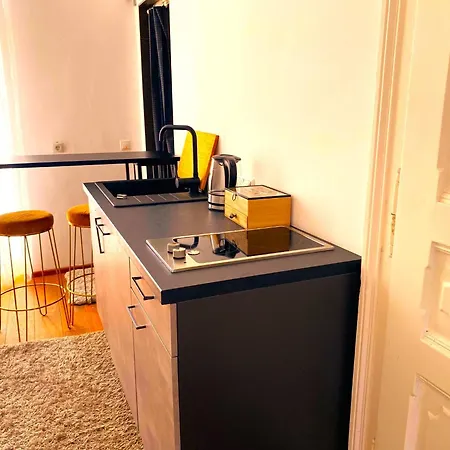 Free Parking - Premium Bed - Modern Kitchen Lejlighed *